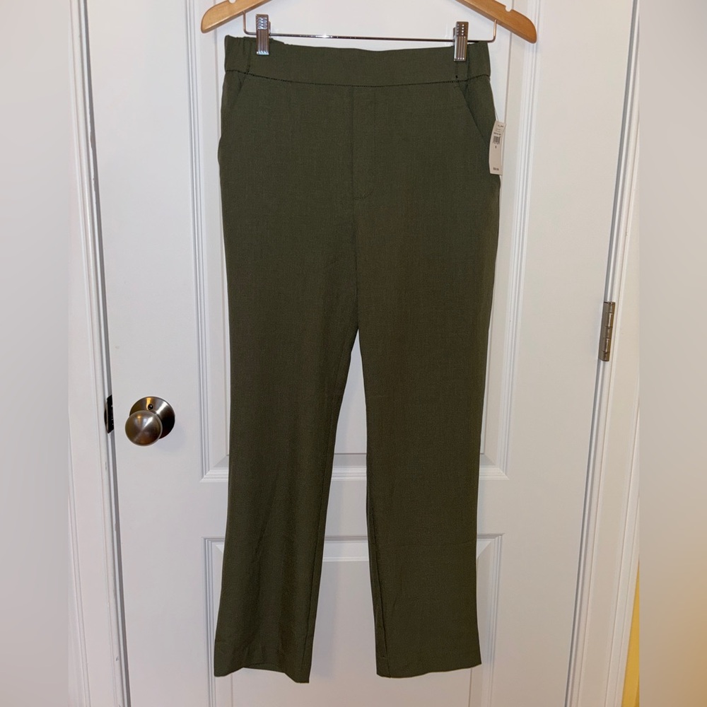 ☘️GAP Pants SZ S NWT☘️